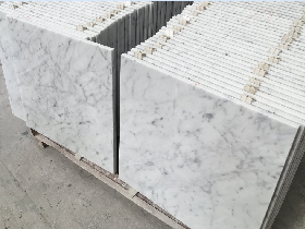 Carrara White Marble Flooring Tile