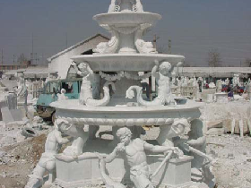 Big Marble Fountain 010