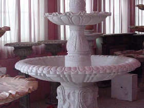 Big Marble Fountain 017